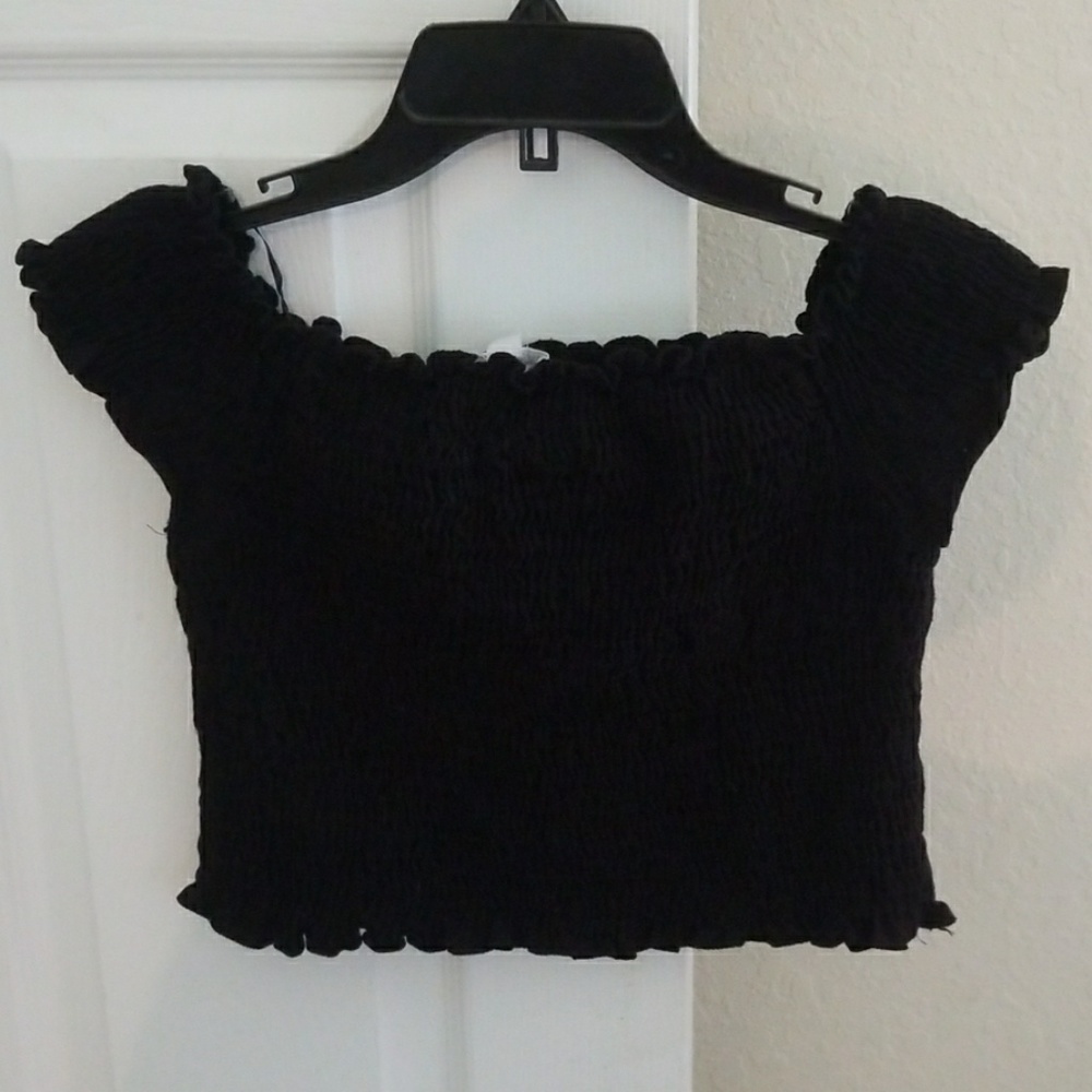 Black crop top
